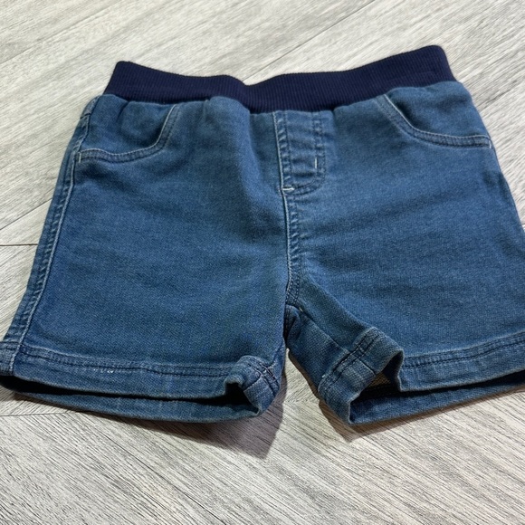 GUESS - Baby Polo Shirt and Jean Shorts - Picture 2 of 7